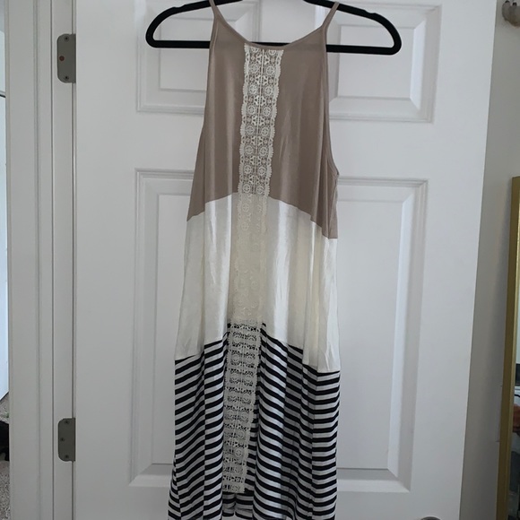 Long sundress - Picture 1 of 5